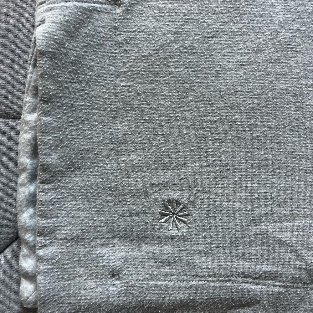 Athleta women’s Light Gray Sweatshirt - Picture 5 of 7